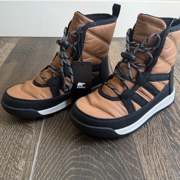 Sorel Girls’ Whitney II Elk/Black Short Lace Up Waterproof Boots—2 - Picture 3 of 11